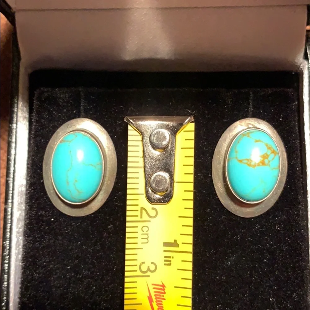 Sterling Silver/Turquoise oval classic earrings - Picture 4 of 12
